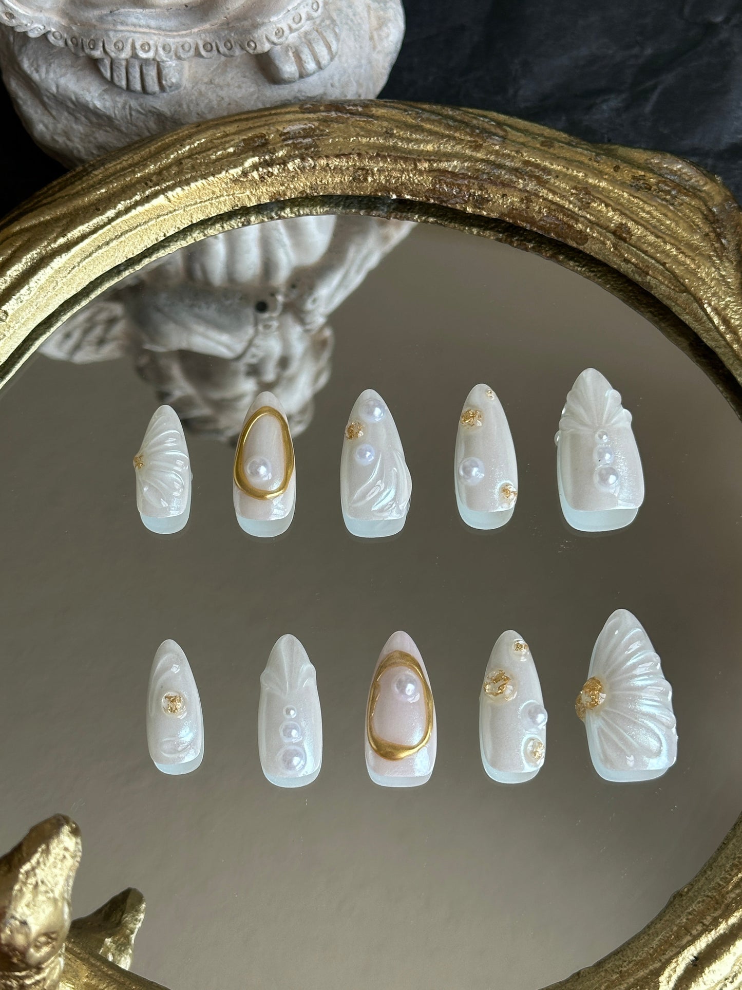 Oyster Belle