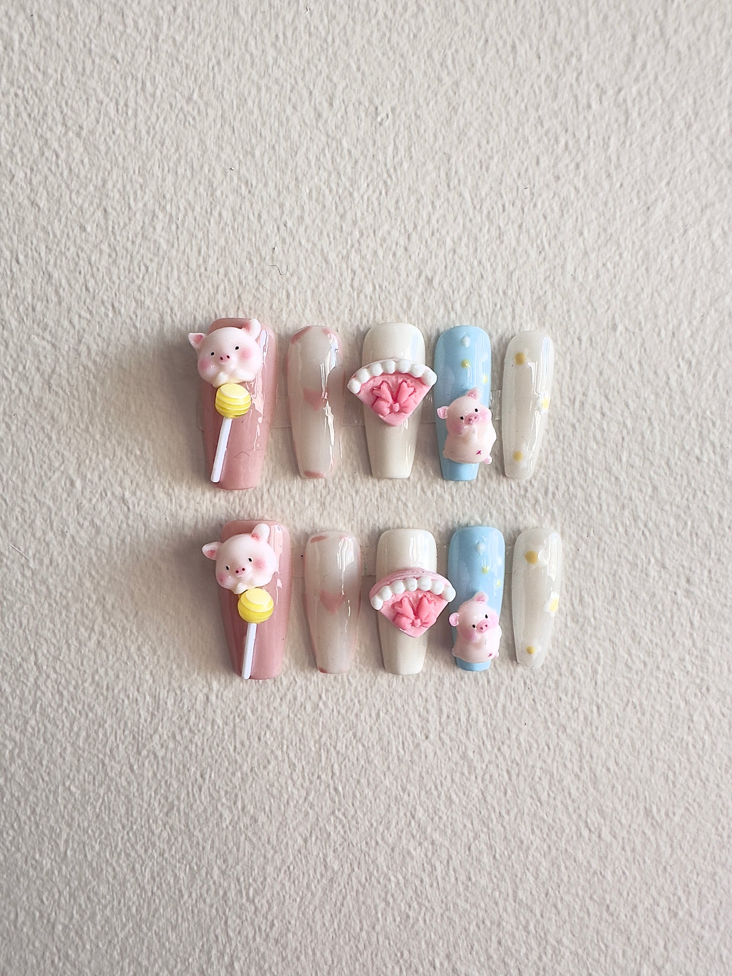 Piggy's Afternoon Tea