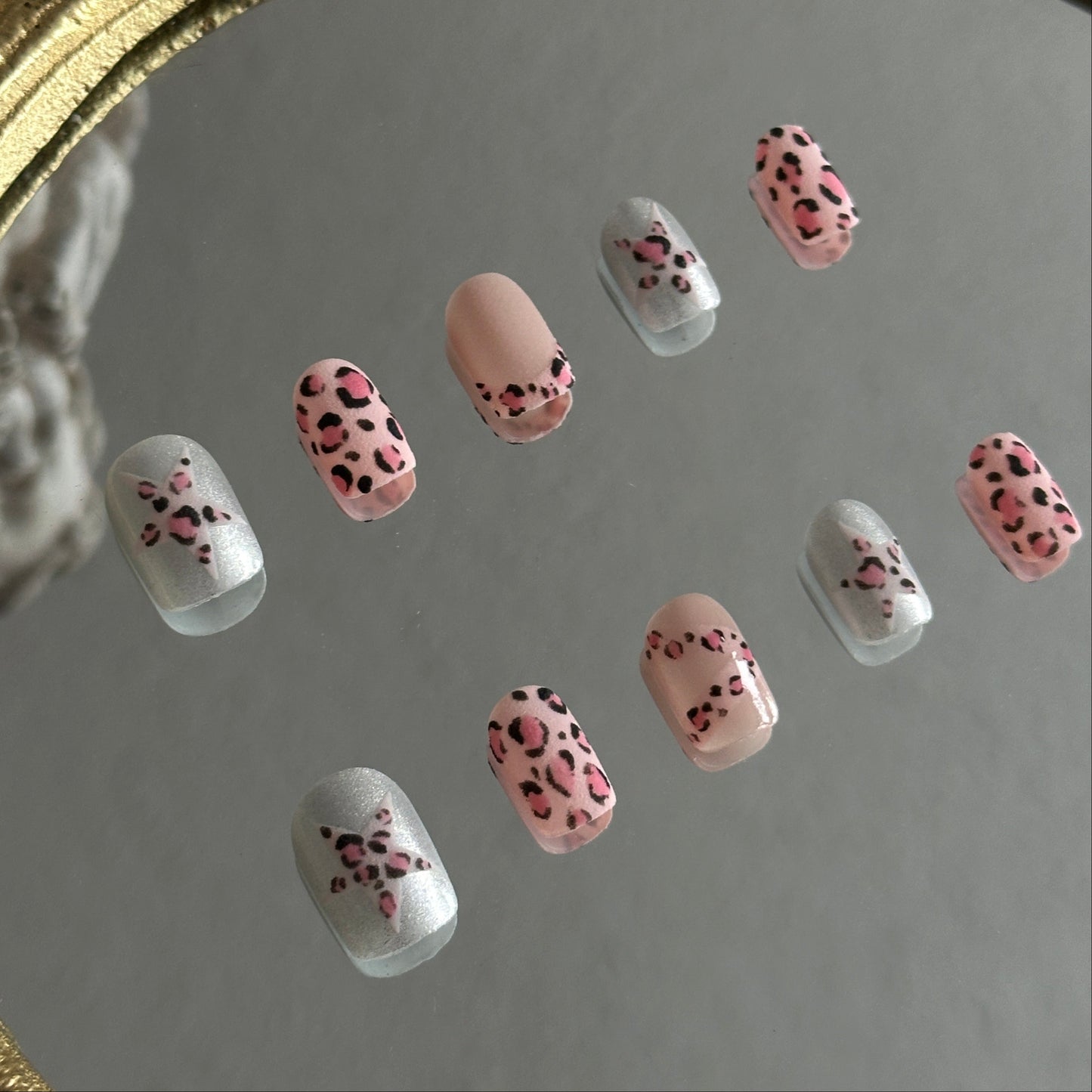 3D matte pink leopard print silver pink nails texture