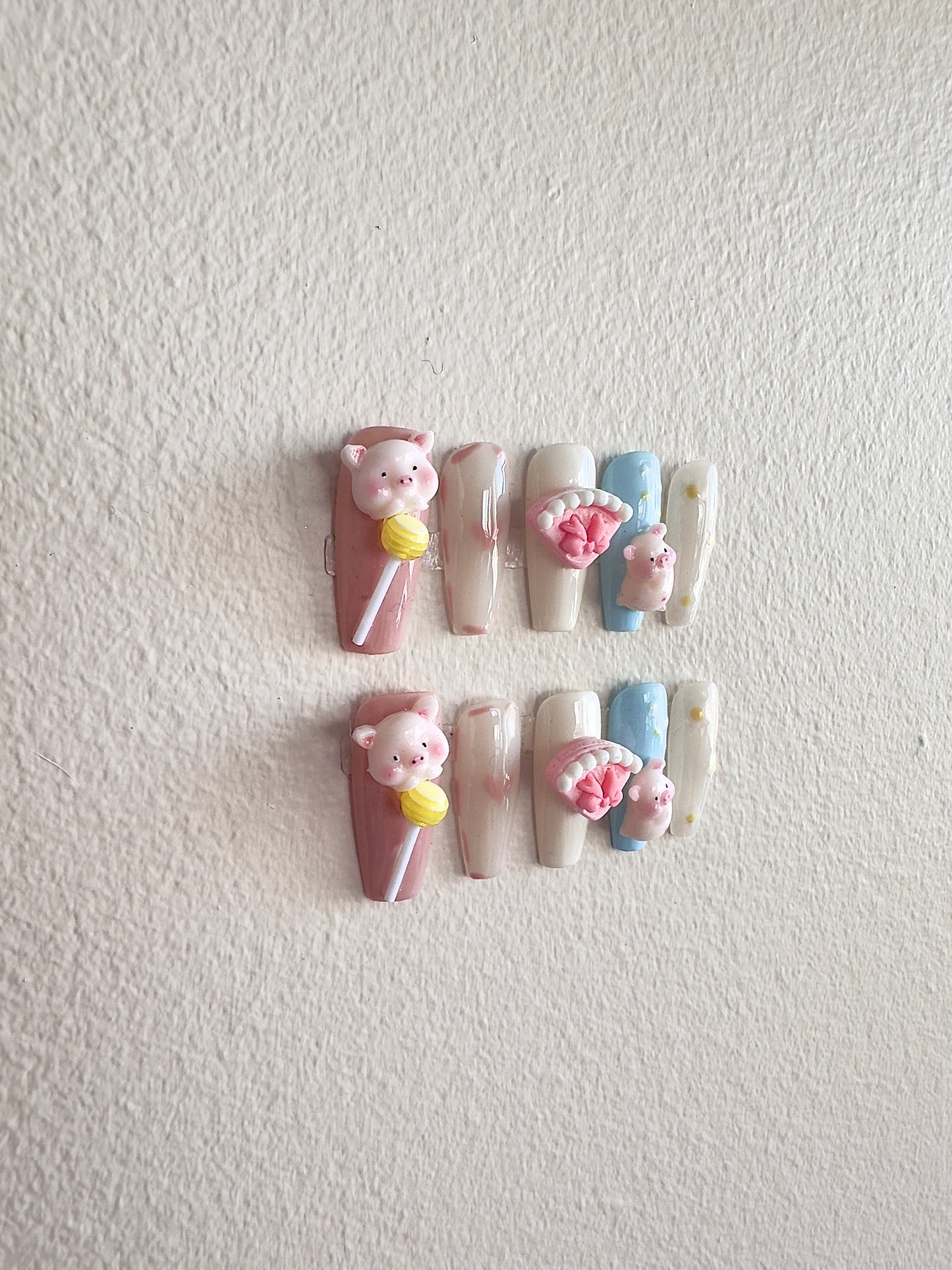 Piggy's Afternoon Tea