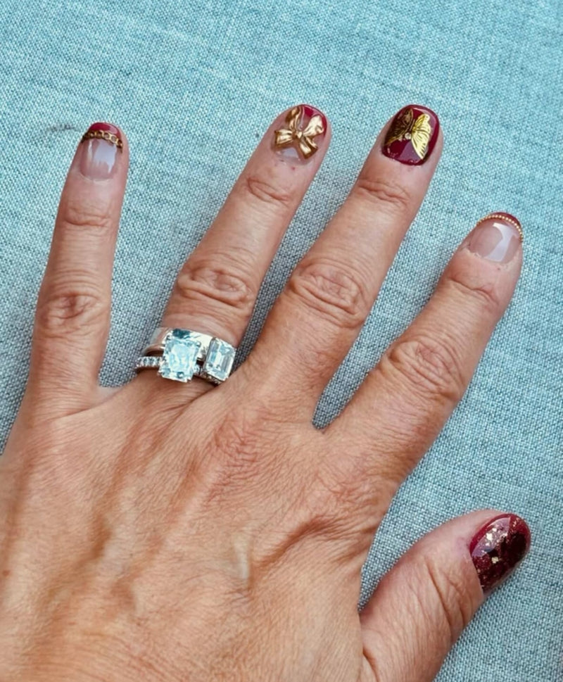 a photo from client showing a custom golden bloom set form myobanils